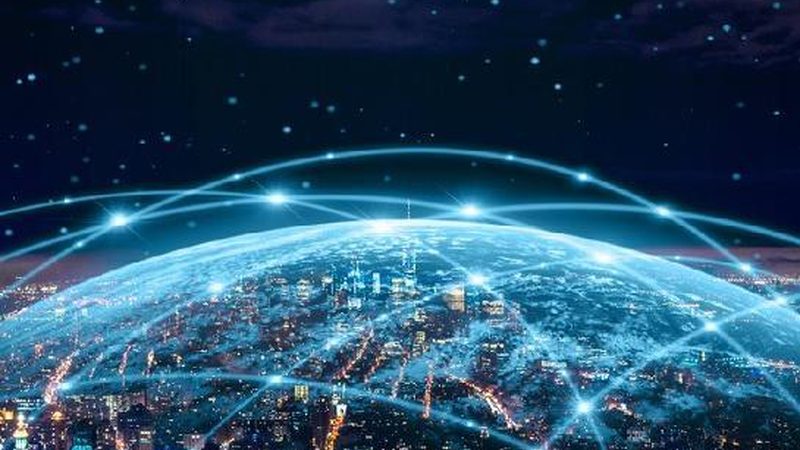 互联网产品自研技术架构：揭秘其优缺点与选型逻辑